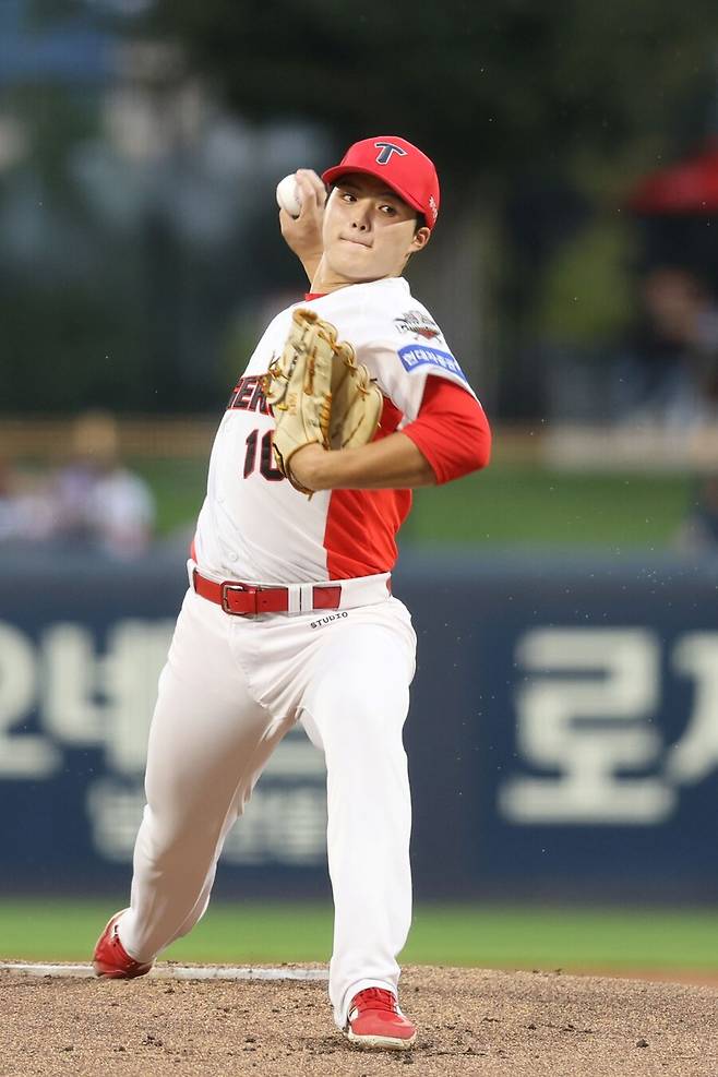 ▲ 김태형은 시속 150km 이상의 강력한 구위를 회복하며 인상적인 평가를 이끌어냈다 ⓒKIA타이거즈