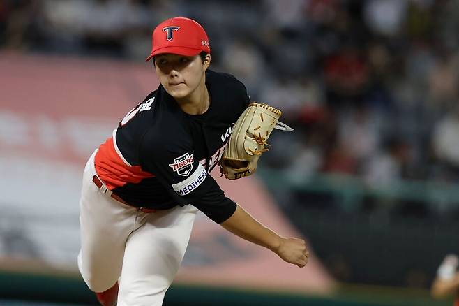 ▲ 김태형은 구위 유지는 물론 스플리터 등 변화구 구사 능력을 더 가다듬어 내년 선발 한 자리에 도전한다는 계획이다 ⓒKIA타이거즈