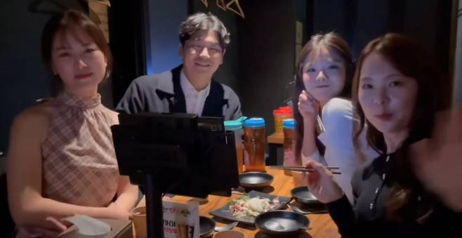 "즐거운 우리 불금" 28기 영수, 당신은 대체..현숙 옆자리, 옥순·영자도 함께[스타이슈]