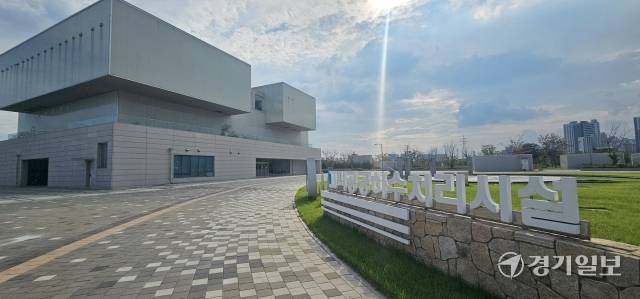 평택 고덕 공공하수처리시설 전경. 윤동현기자