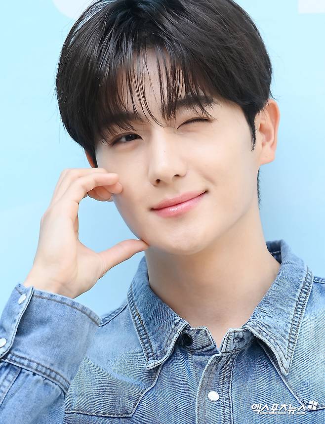 현재 '치명적인 윙크'