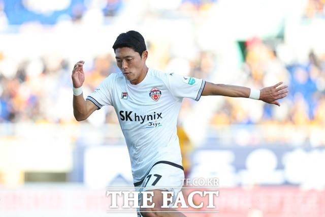 위기의 팀을 구원할 해결사로 주목을 받고 있는 제주 김승섭./K리그