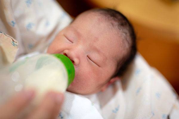 특수 분유는 특정 영양소를 소화하기 어려운 환아들을 위해 조제된 분유다. 사진 속 아이는 기사와 무관/사진=클립아트코리아