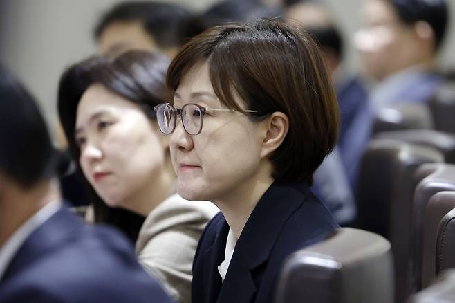 Kim Hyun-ji, first deputy chief of staff, attends a Cabinet meeting at the presidential office in Yongsan, Seoul, on Oct. 21. [Presidential Office Press Corps]