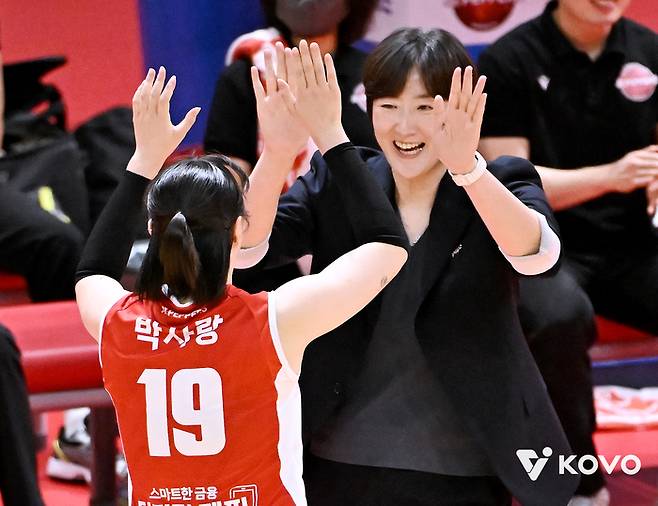 페퍼저축은행 장소연 감독. 제공 | 한국배구연맹