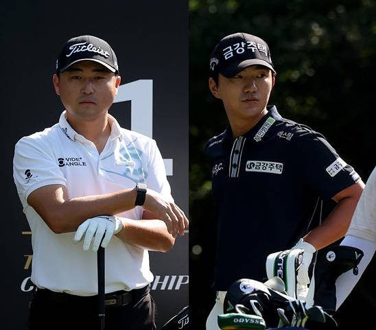 2025년 한국프로골프(KPGA) 투어 시즌 최종전 'KPGA 투어챔피언십 인 제주'에 출전한 옥태훈 프로가 지난주 제네시스 대상에 이어 상금왕을 확정했다. 사진은 이태훈(캐나다), 옥태훈 프로가 최종전 1라운드에서 경기하는 모습이다. 사진제공=KPGA (사진을 무단으로 사용하지 마십시오.)