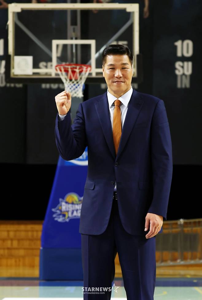 SBS '열혈농구단' 감독 서장훈 /사진=김휘선 기자 hwijpg@