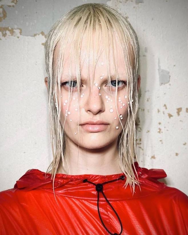 민킴 파리금손 (출처 : 인스타그램 @minkimmakeup)