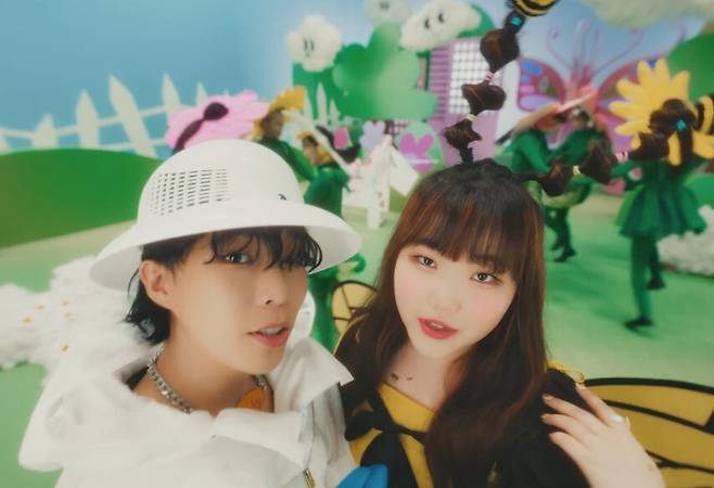 Love Lee 뮤직비디오. YG엔터테인먼트 제공