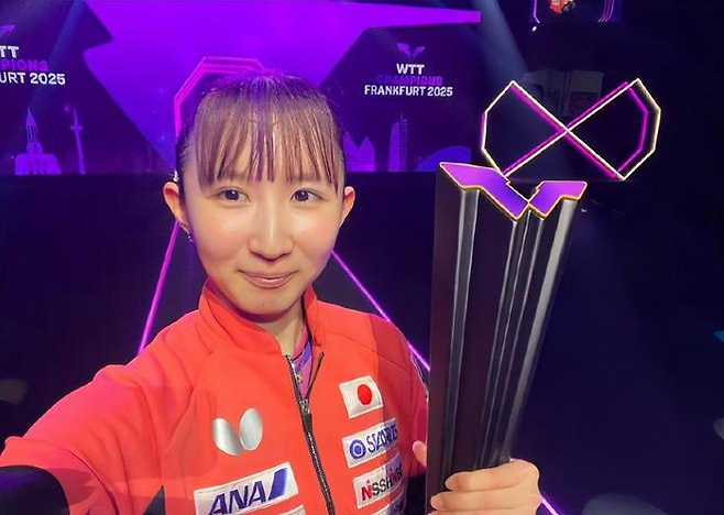 하야타 히나가 WTT 챔피언스 프랑크푸르트 대회 여자단식 우승을 차지했다. 하야타 SNS
