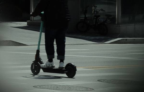 전동킥보드.  [사진 = 연합뉴스]