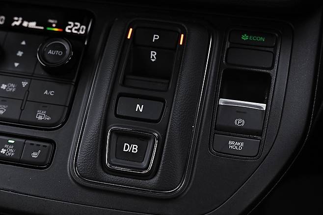 혼다 스텝왜건 스파다 프리미엄 라인. 사진: 김학수 기자