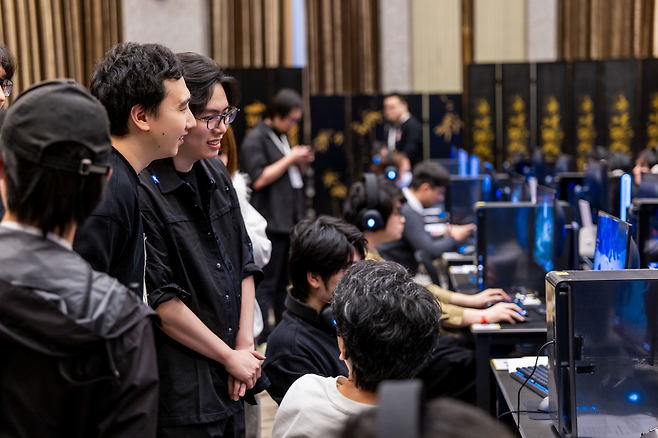 미디어 이벤트 참석자들과 의견을 주고받았다(제공=그리프라인).