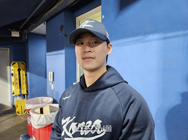 야구대표팀 이호성이 8일 고척스카이돔에서 열린 2025 K-베이스볼 시리즈 체코와 평가전 1차전을 마친 후 포즈를 취했다. 고척 | 김동영 기자 raining99@sportsseoul.com