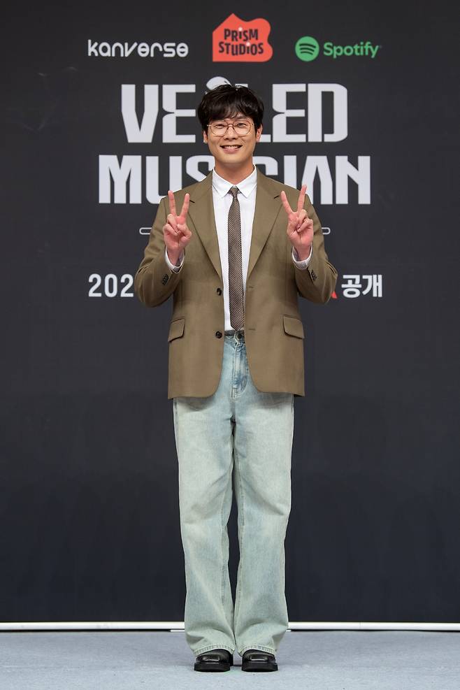 넷플릭스 ‘베일드 뮤지션’