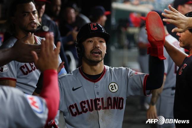 스티븐 콴(가운데). /AFPBBNews=뉴스1