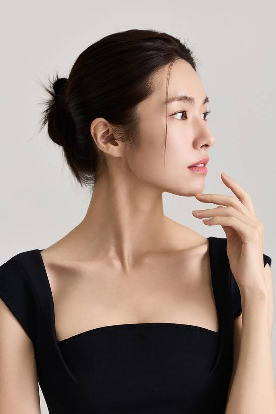 배우 하영