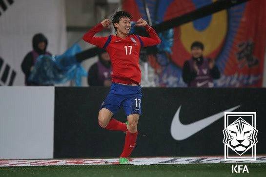 2015년 데뷔전을 치른 이재성. 10년 넘게 대표팀에 없어서는 안 될 중요한 선수로 활약하고 있다. (대한축구협회 제공)