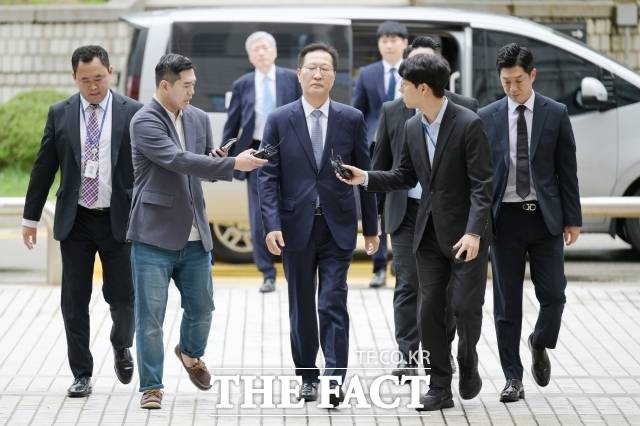 12·3 비상계엄 선포를 방조·가담한 혐의를 받는 박성재 전 법무부 장관이 14일 오전 서울 서초구 서울중앙지방법원에서 열린 구속 전 피의자 심문(영장실질심사)에 출석했다./더팩트 DB