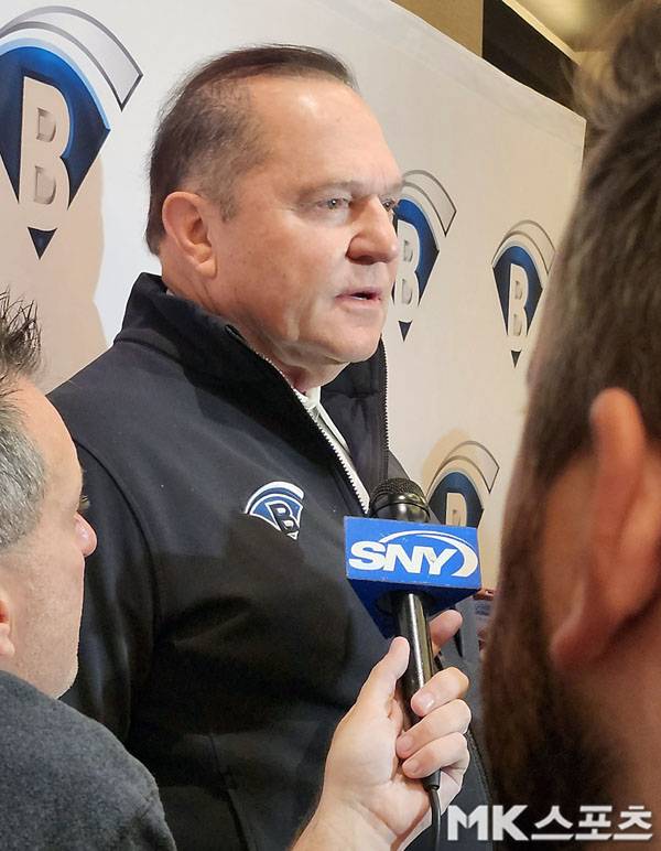 스캇 보라스가 인터뷰를 갖고 있다. 사진(美 라스베가스)= 김재호 특원