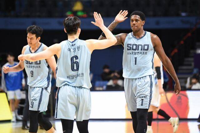 이정현과 나이트/KBL