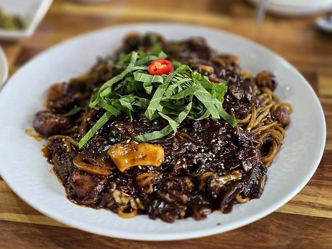 제천 낭만짜장.