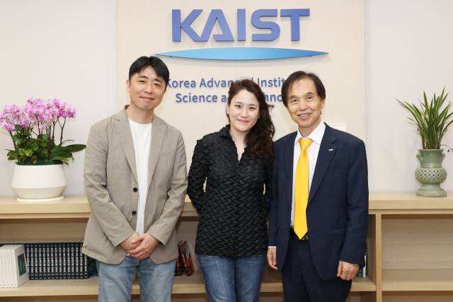 왼쪽부터 남주한 KAIST 문화기술대학원 교수, 장한나 교수, 이광형 총장. 사진 제공=KAIST