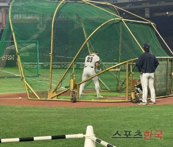 배팅 훈련을 하고 있는 안현민. ⓒ스포츠한국 심규현 기자