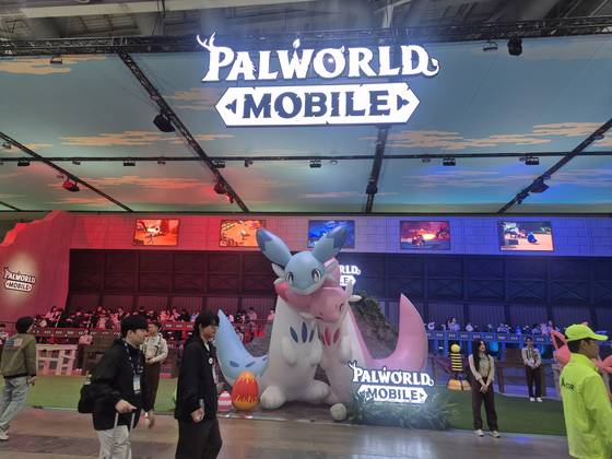 크래프톤은 ‘팰월드 모바일’을 첫 공개했다. 김민정 기자