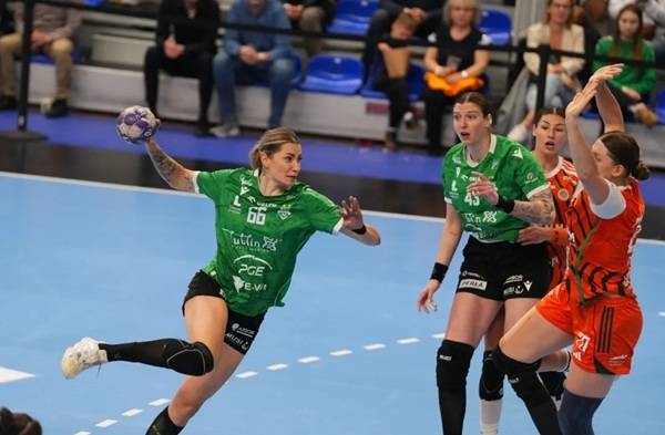 사진 2025/26 EHF 여자 핸드볼 유러피언리그 루빈과 루블린의 경기 모습, 사진 출처=유럽핸드볼연맹