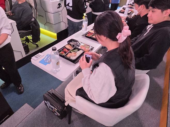 - 맛있게 드세요