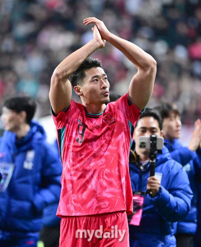 2025년 11월 14일 오후 대전월드컵경기장에서 대한민국과 볼리비아의 친선경기가 열렸다. 조규성이 2-0으로 승리한 뒤 기뻐하고 있다./대전월드컵경기장=유진형 기자