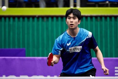 프로탁구리그에 출전한 강동수  [촬영 이동칠]