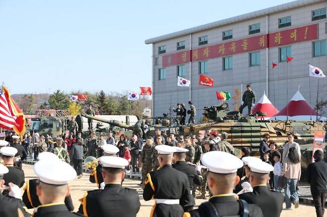 2025 포항해병대문화축제 부대 내 행사. 포항시 제공