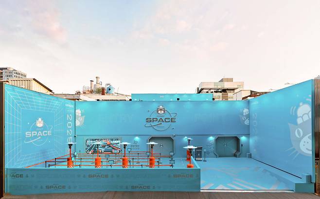 영국 럭셔리 소프트 토이 브랜드 젤리캣이 서울 성수에 체험형 팝업 스토어 ‘젤리캣 스페이스(Jellycat Space)’를 오픈하며, 한국 시장 공식 론칭을 알렸다. 젤리캣.