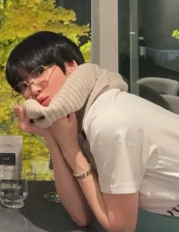 사진=송혜교 SNS