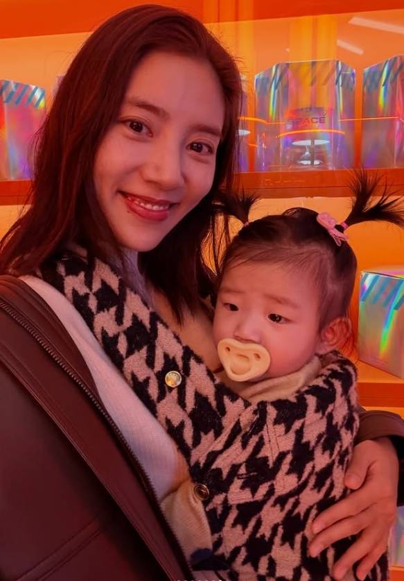 손담비 소셜미디어