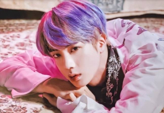'미의 남신' 방탄소년단 진, 보라색이 퍼스널 컬러인 블루베리 아이돌 1위