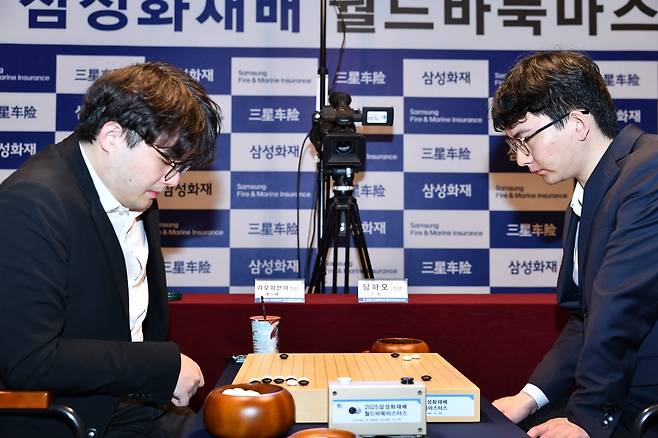 랴오위안허가 삼성화재배 결승에서 딩하오를 2-0으로 꺾고 우승했다. [한국기원 제공. 재판매 및 DB 금지]