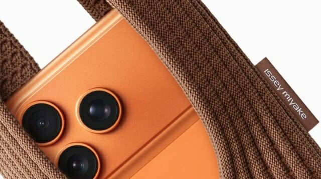 애플이 최근 출시한 아이폰 포켓이 완판되며 화제를 모았다. (사진=애플)