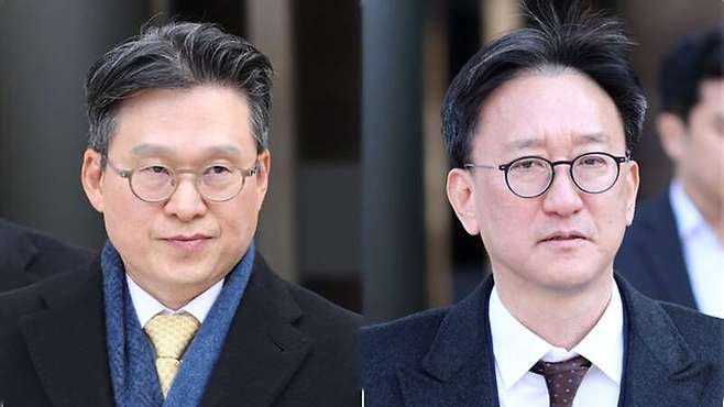 법원 나서는 김선규·송창진 전 부장검사 / 사진=연합뉴스