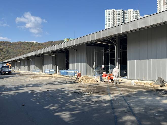 재건축 중인 청과동 건물 [촬영 황수빈]