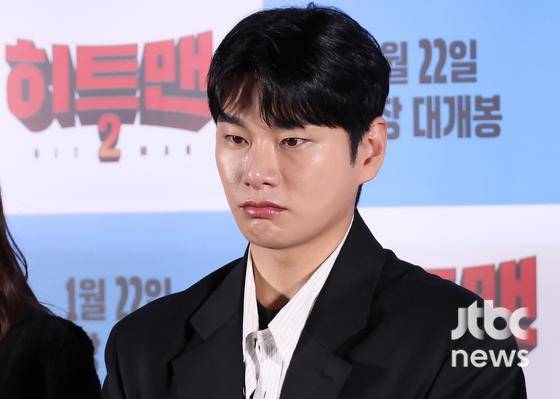 15일 오후 서울 CGV아이파크몰점에서 영화 '히트맨2' 언론시사회가 열렸다. 최원섭 감독 배우 권상우, 정준호, 이이경, 황우슬혜, 김성오가 참석했다. 박세완 엔터뉴스팀 기자 park.sewan@jtbc.co.kr (콘텐트비즈니스본부)