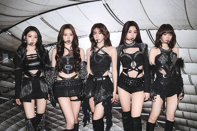 르세라핌. 사진 | 쏘스뮤직 제공