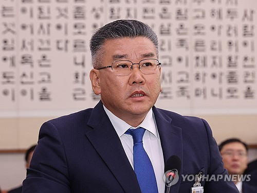 유병호 감사위원이 지난 10월 16일 서울 여의도 국회에서 열린 감사원 등에 대한 법제사법위원회 국정감사에서 의원 질의에 답하고 있다. [연합뉴스]