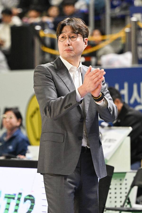 김완수 감독 / 사진=WKBL 제공