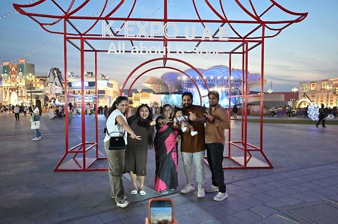 콘진원은 11월 15일부터 18일까지 아랍에미리트(UAE) 두바이의 글로벌 빌리지와 월드트레이드센터에서 '2025 K-엑스포: 올 어바웃 케이 스타일(All about K-style)'을 성공적으로 개최했다. 사진=콘진원