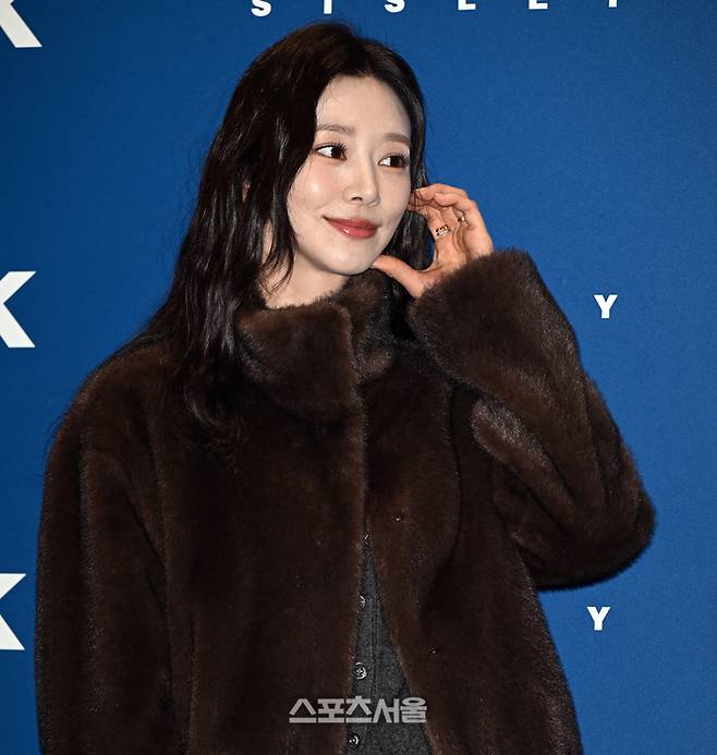 이주빈이 시슬리 포토콜을 소화하고 있다. 이주상기자 rainbow@sportsseoul.com