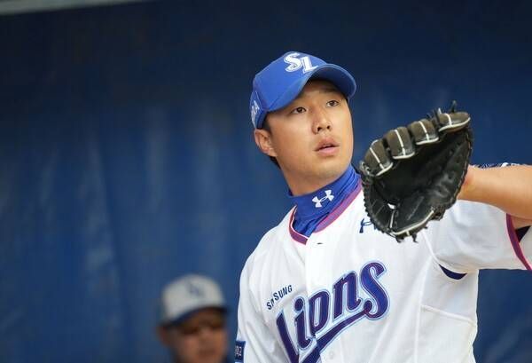 최충연이 지난 19일 열린 KBO 2차 드래프트로 롯데 자이언츠의 지명을 받아 이적하게 됐다. 위 사진은 과거 최충연의 모습이 담겼다. /사진=삼성 라이온즈