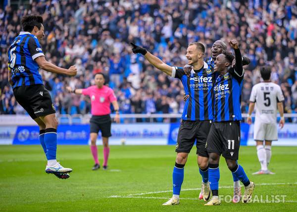 이명주, 무고사, 바로우, 제르소(왼쪽부터, 인천 유나이티드). 서형권 기자